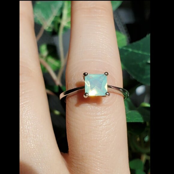 New Princess Cut Jade Sterling Silver Ring - Picture 11 of 12